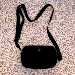 Lulu lemon over the shoulder bag